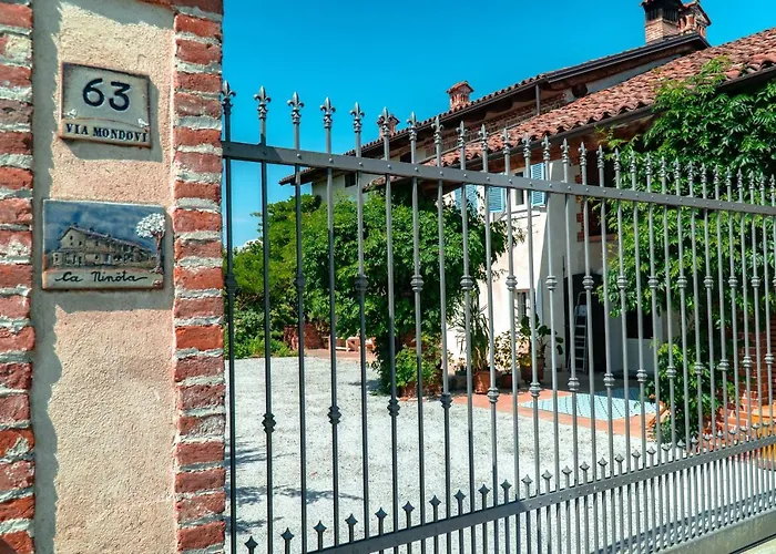 Ca' Ninota Hébergement de vacances Pianfei